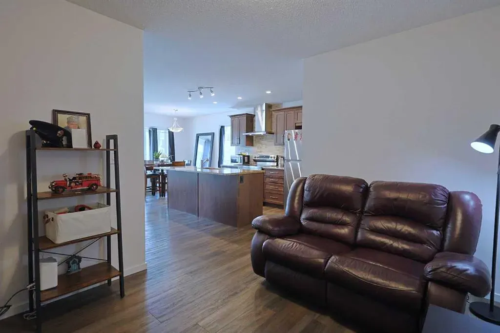 153 Yorkville Avenue SW