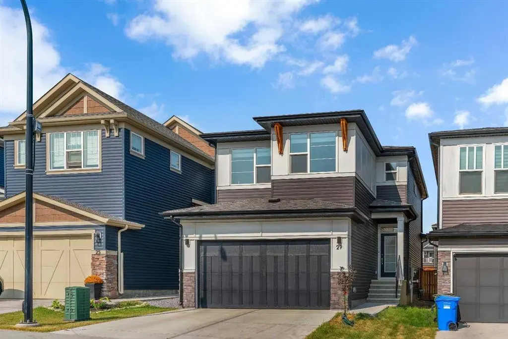 29 Calhoun Crescent NE