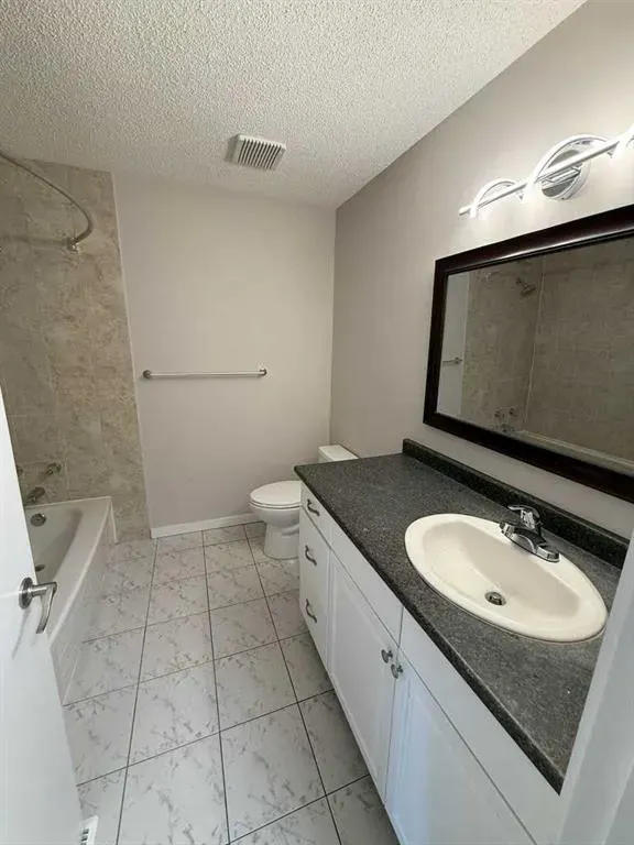 40 Millrise Drive SW