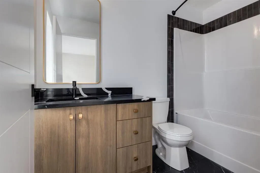 307 Sora Terrace SE