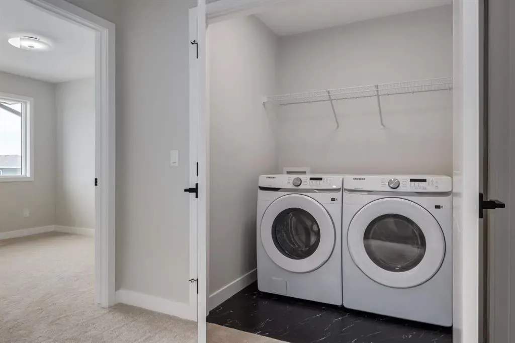 307 Sora Terrace SE