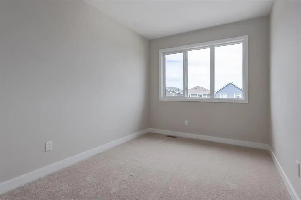 307 Sora Terrace SE