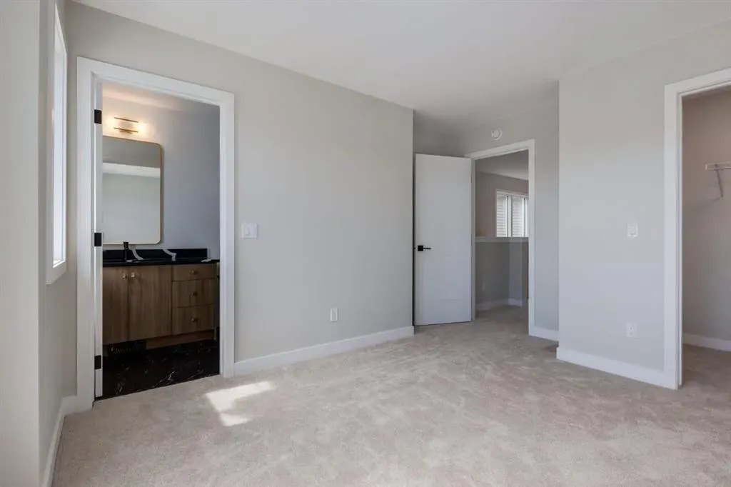 307 Sora Terrace SE