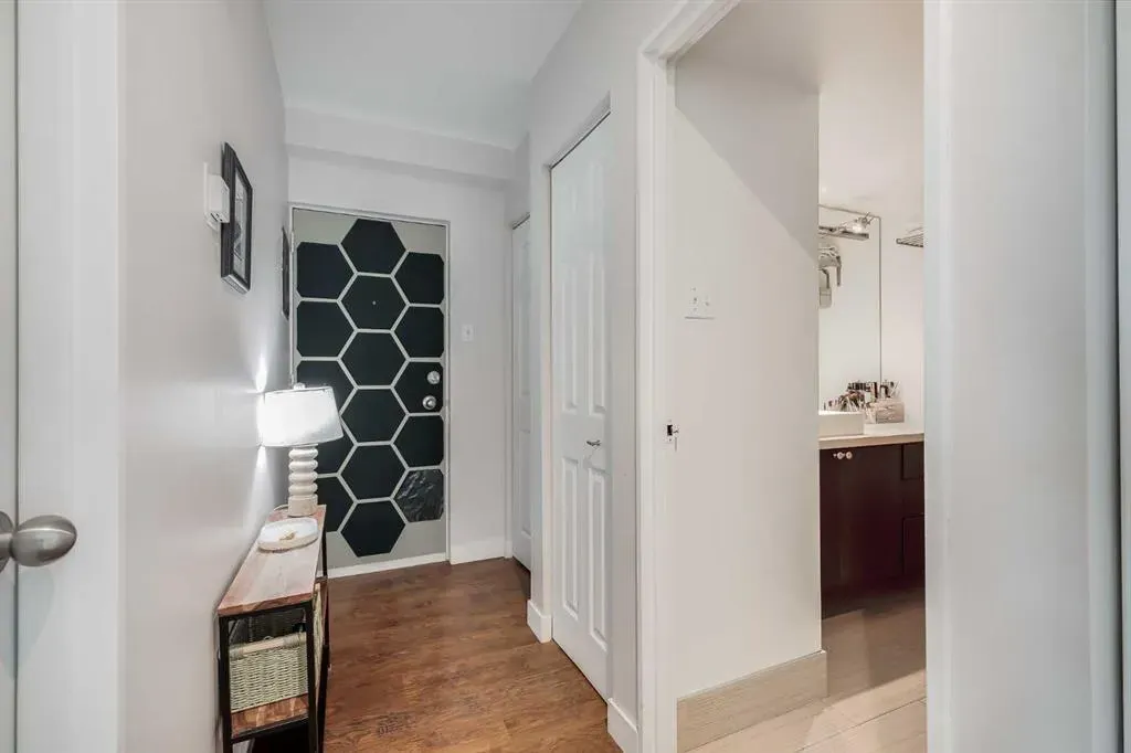 1811 18A Street SW, #302