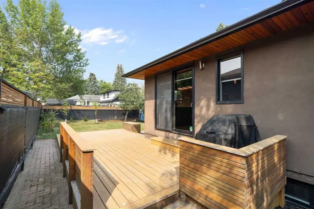 28 Glamorgan Drive SW