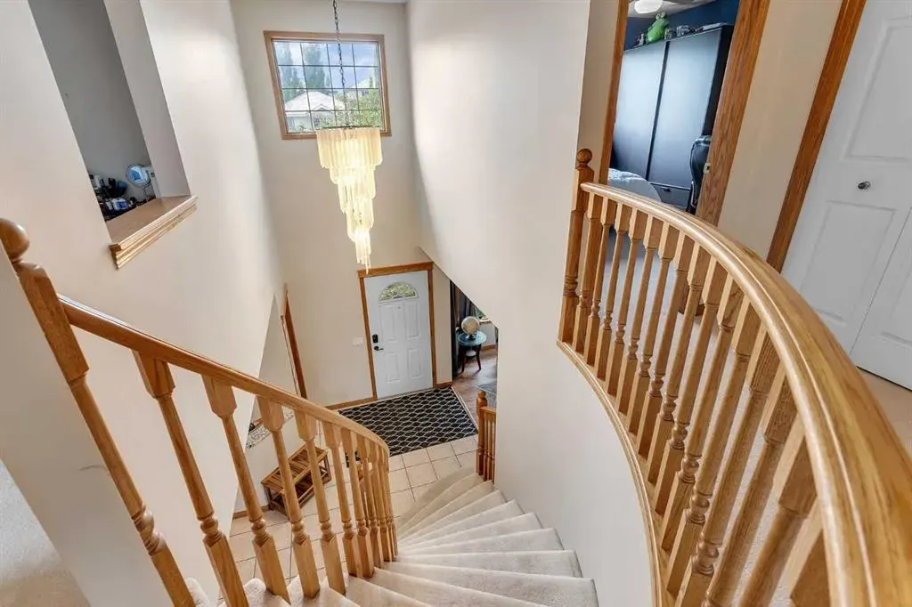 220 Edgeridge Gardens NW