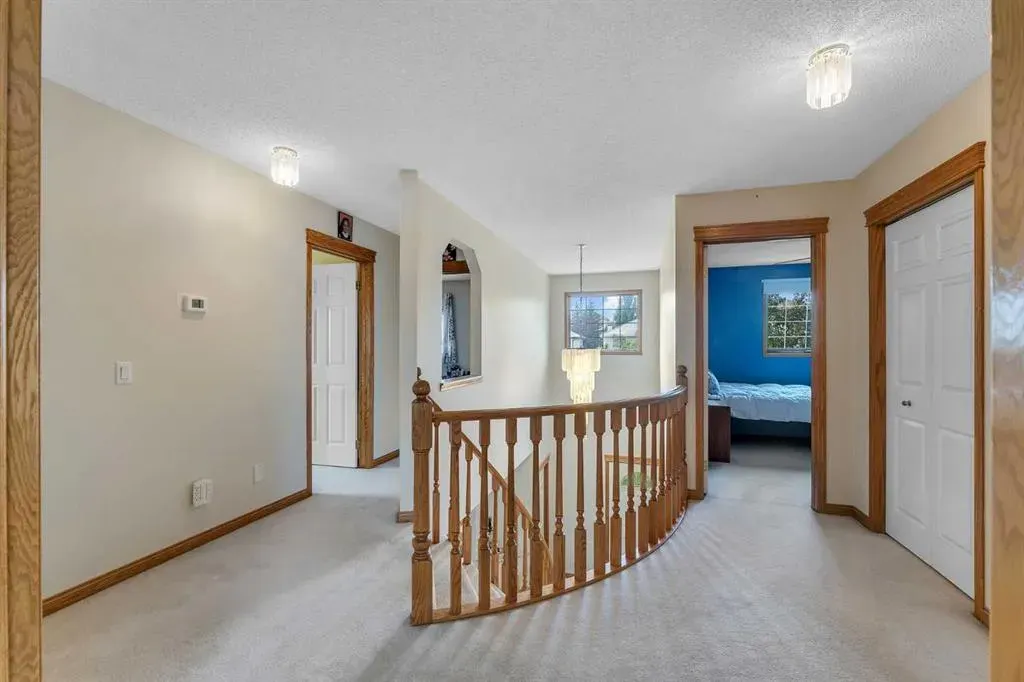 220 Edgeridge Gardens NW