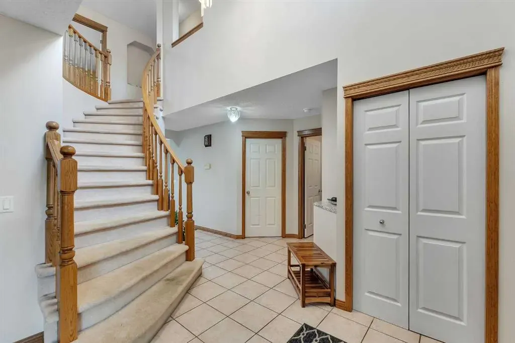 220 Edgeridge Gardens NW