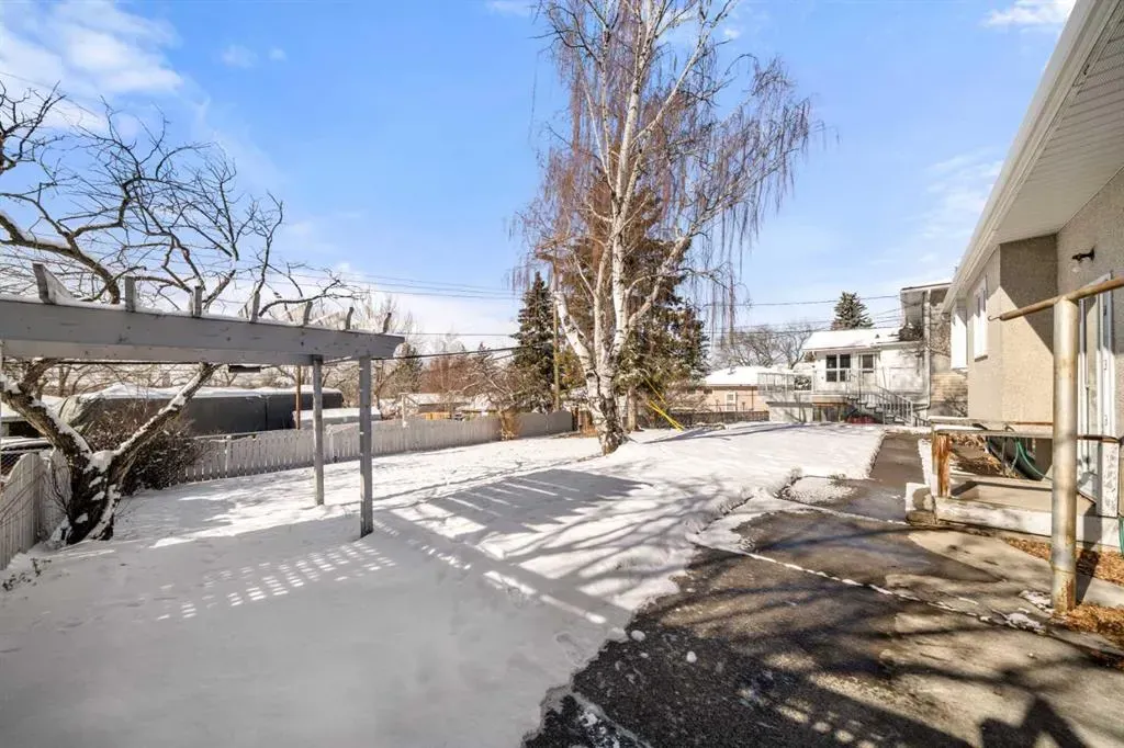 43 canyon Drive NW
