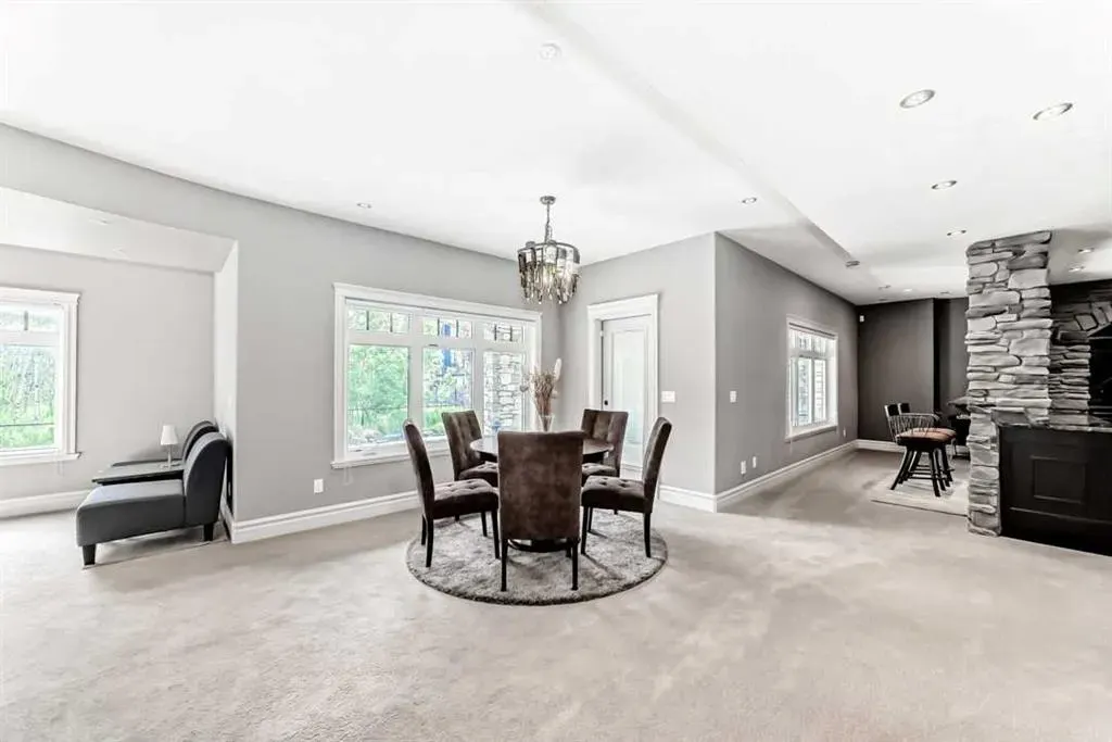 55 Aspen Ridge Court SW