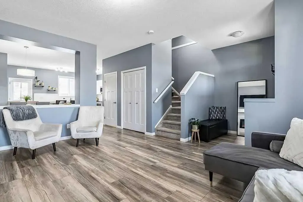 38 Reynolds Gate SW