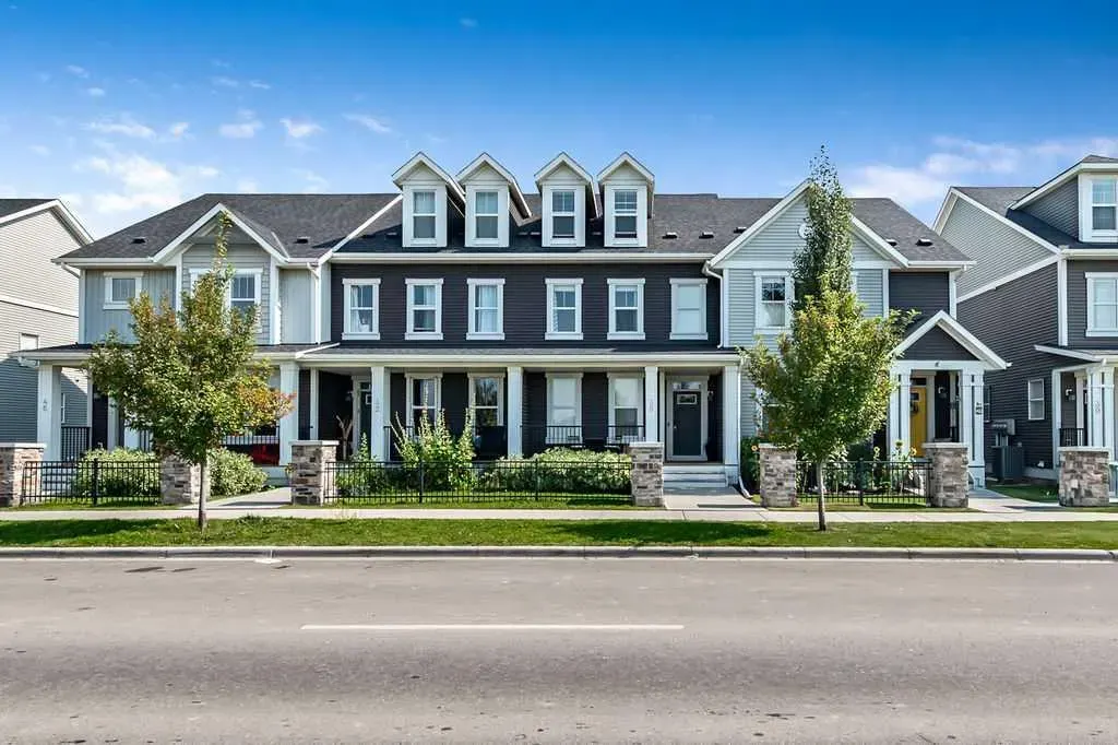 38 Reynolds Gate SW