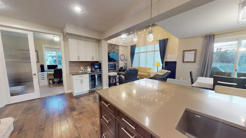 230 Mahogany Place SE