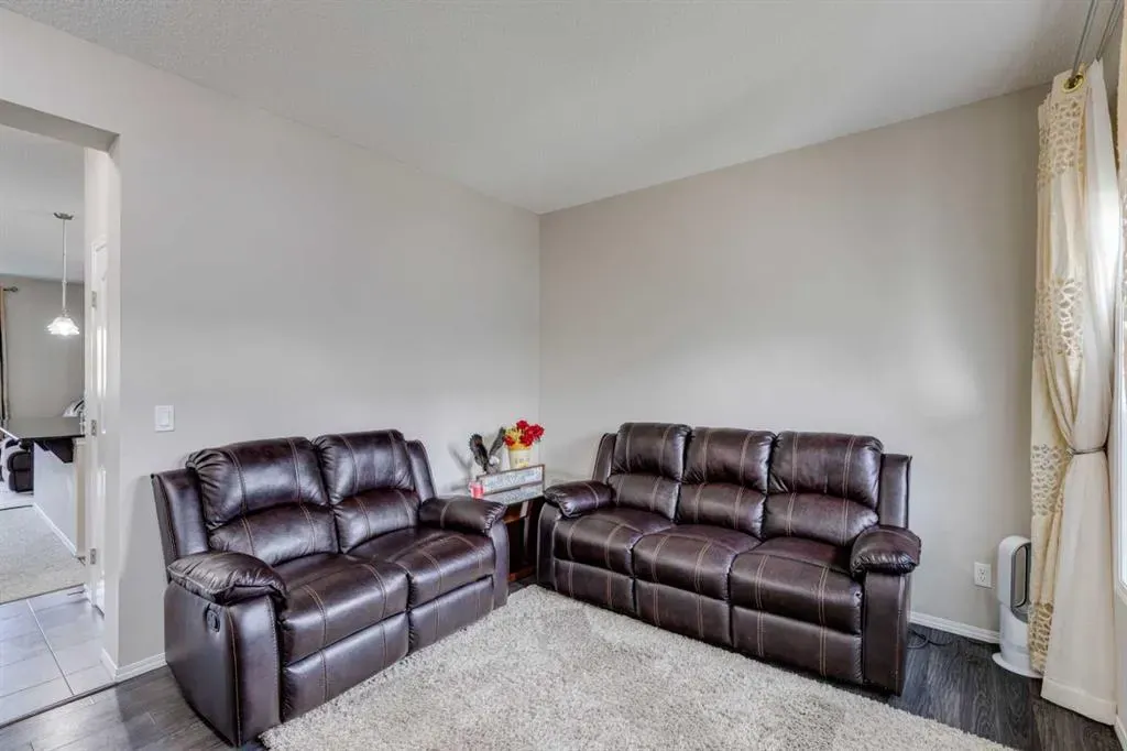 289 Skyview Ranch Boulevard NE