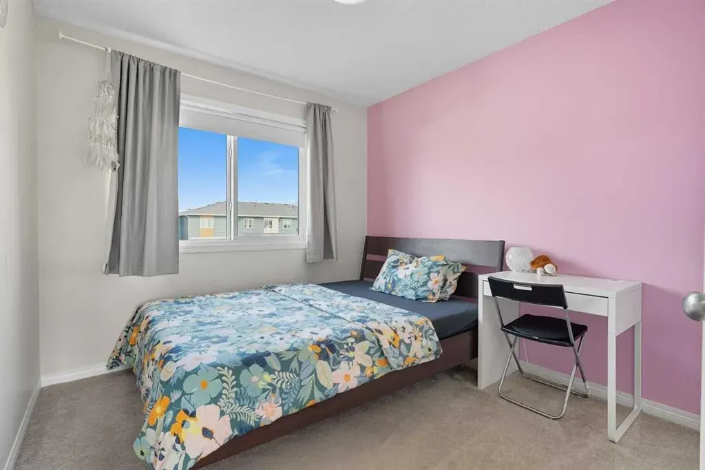 532 Midtown Street SW