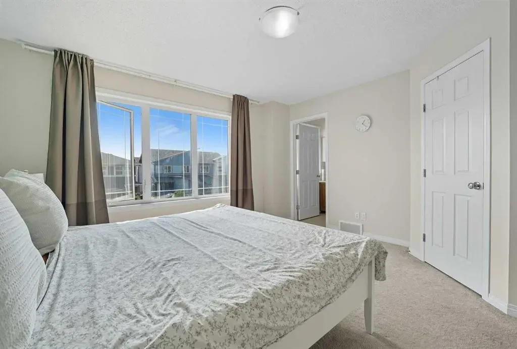 532 Midtown Street SW