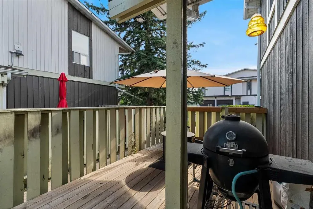 544 Blackhorn Road NE, #302