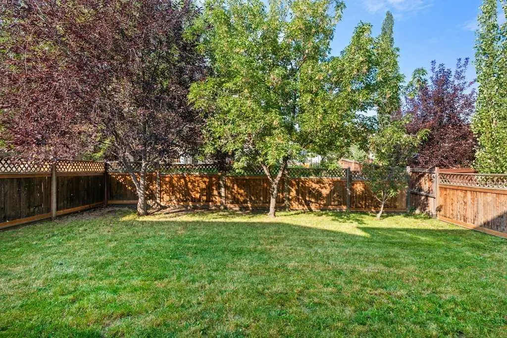 48 Panamount Crescent NW