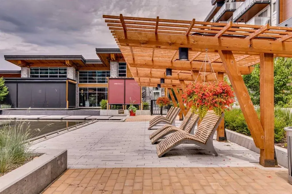 135 Mahogany Parade SE, #703