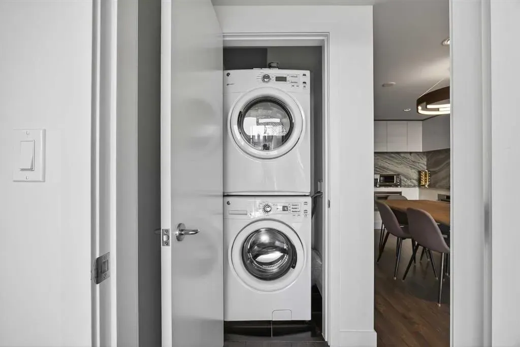 310 12 Avenue SW, #2405