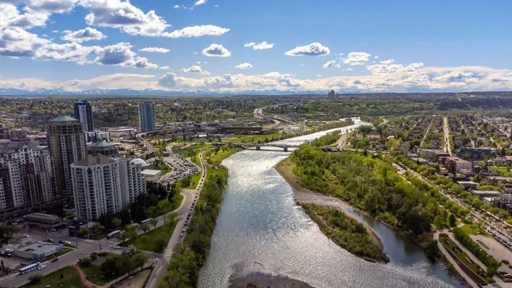 930 6 Avenue SW, #2208