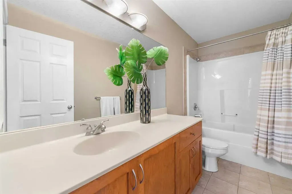 24 Hemlock Crescent SW, #3405