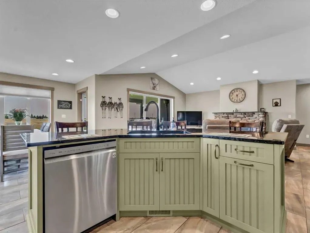 12320 Range Road 72, #6