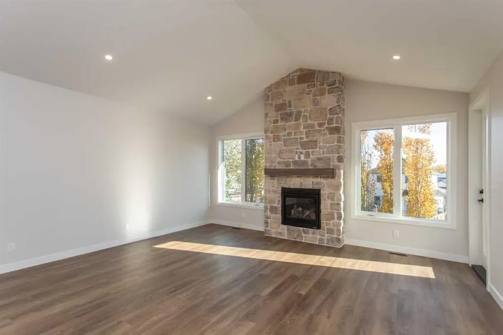 5300 60 Street, #102
