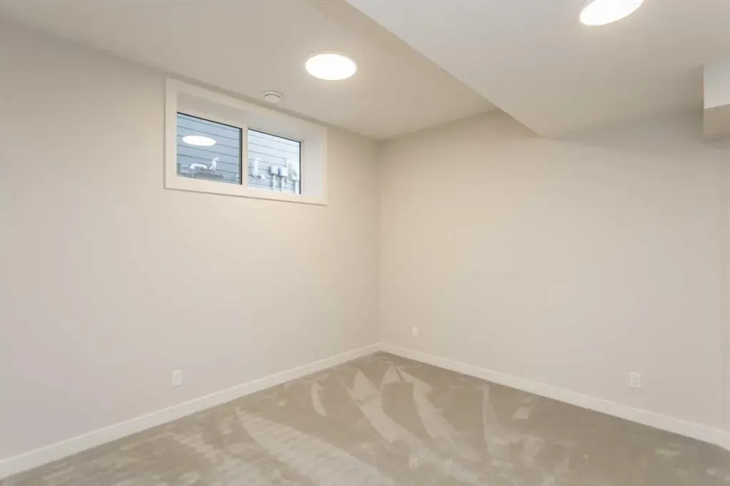 5300 60 Street, #102