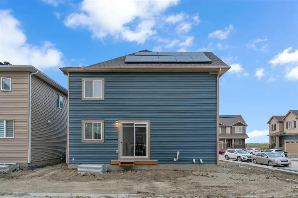 124 Cityside Crescent NE