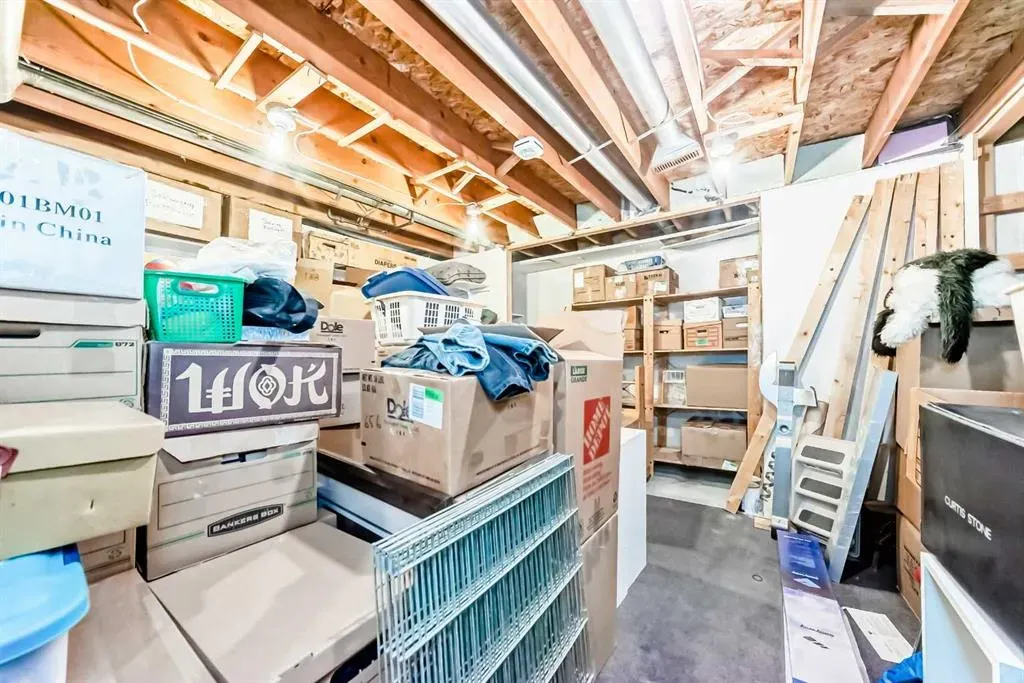 44 Gladstone Gardens SW