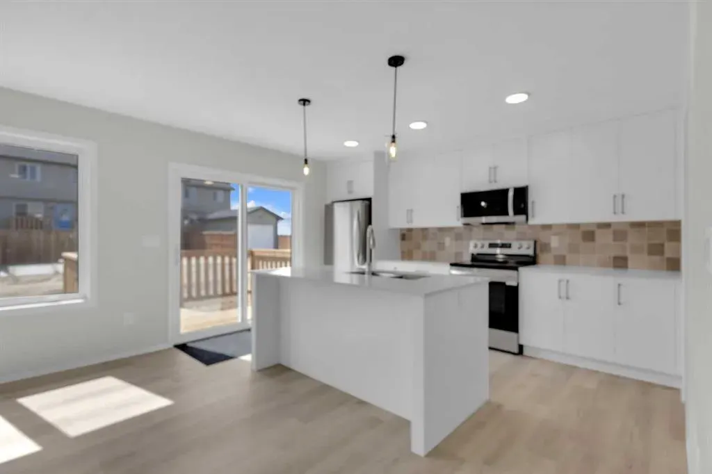 54 Anna Close