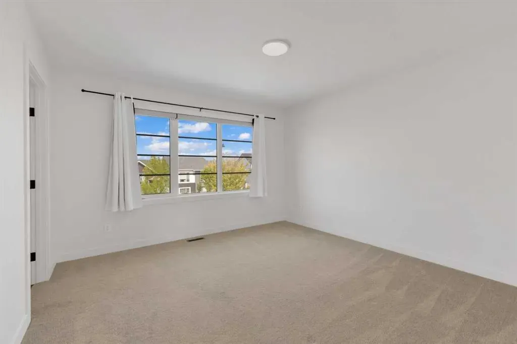 31 Evergreen Way