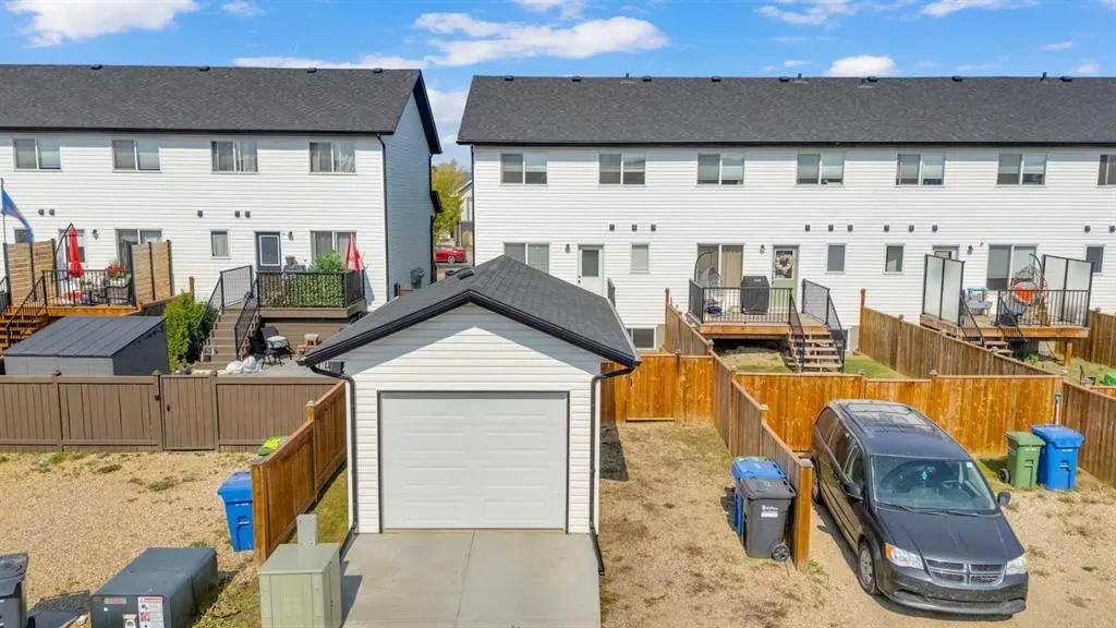 31 Evergreen Way