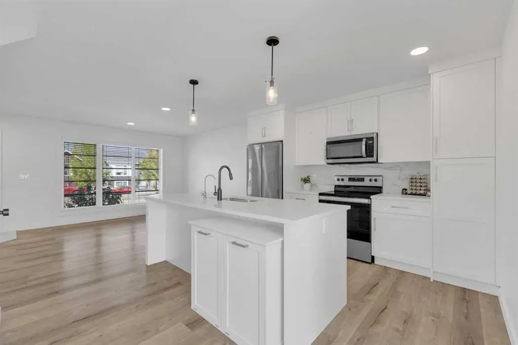 31 Evergreen Way
