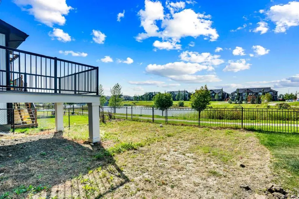 15 Midgrove Drive SW