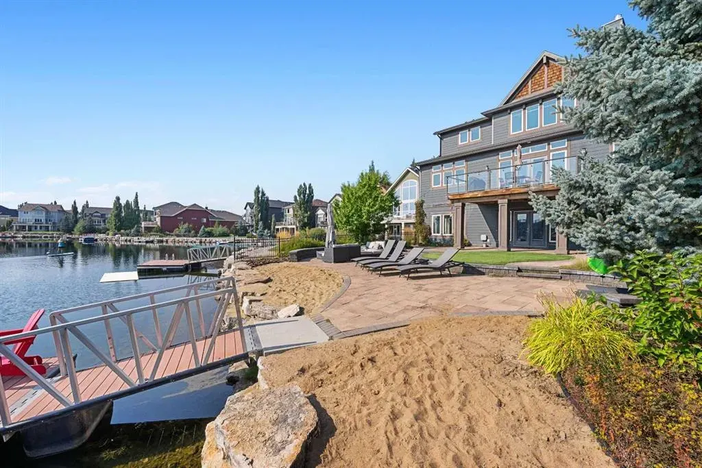 67 Auburn Sound Cove SE