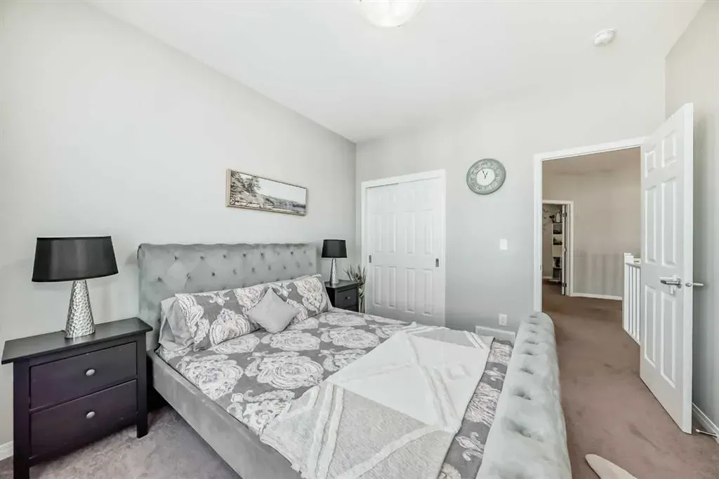 37 Carrington Circle NW