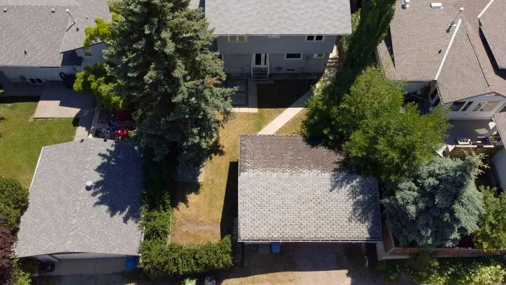 320 Parkridge Way SE