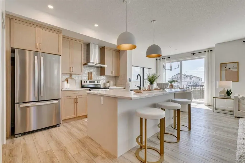 137 Versant Rise SW