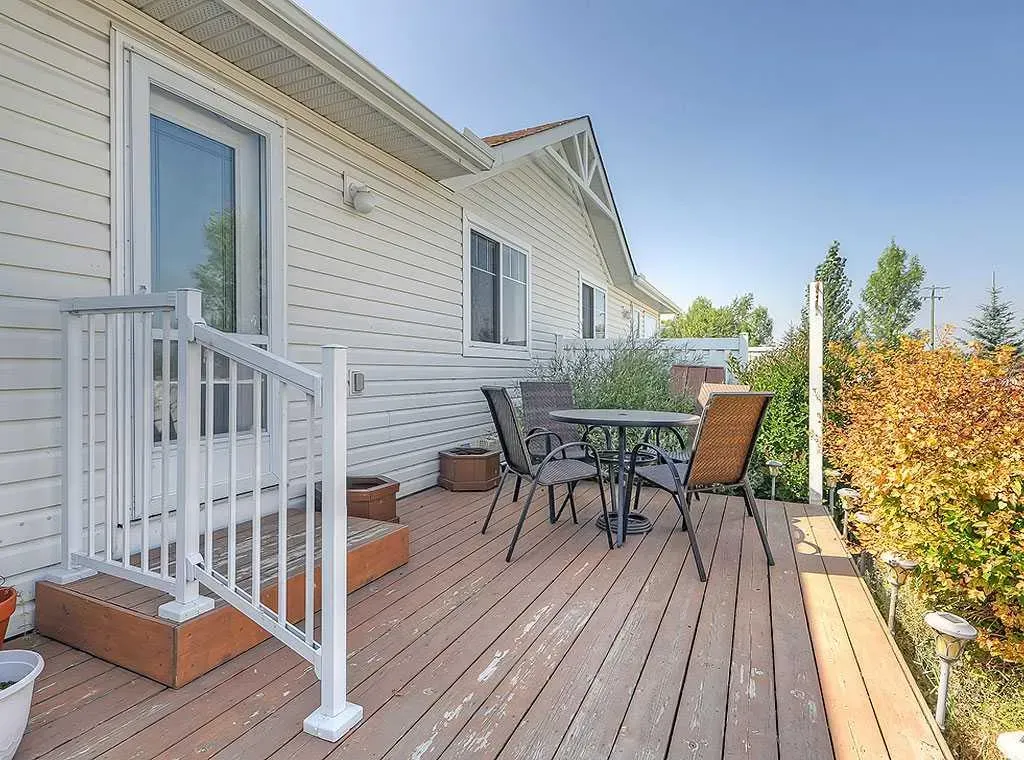 120 Freeman Way NW