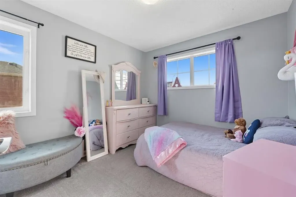 141 Auburn Crest Green SE