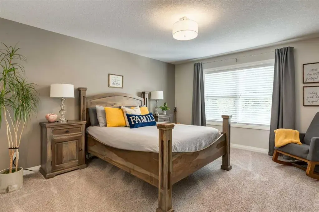 101 Auburn Meadows Crescent SE