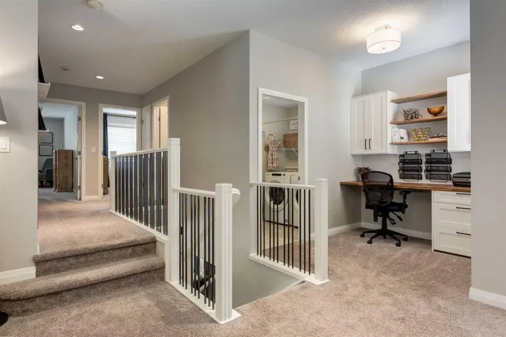 101 Auburn Meadows Crescent SE