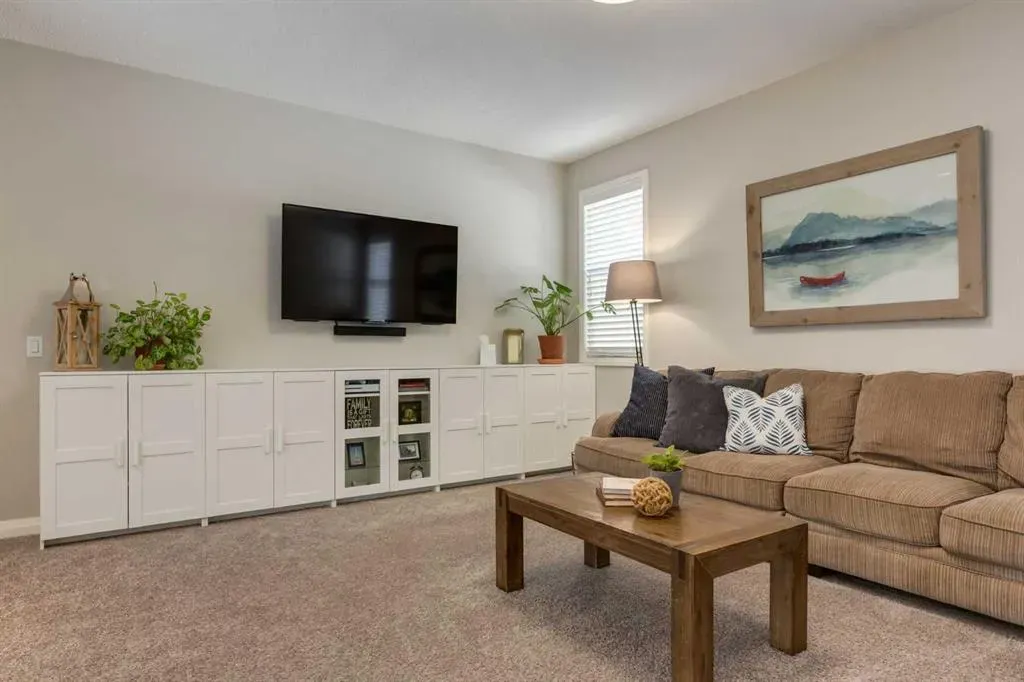 101 Auburn Meadows Crescent SE