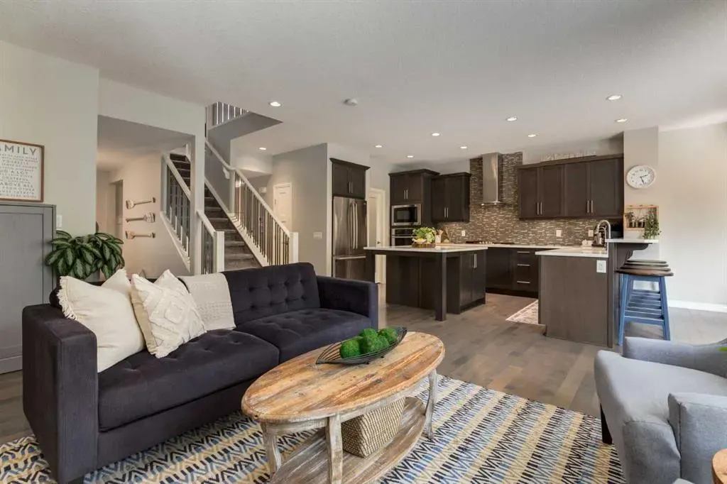 101 Auburn Meadows Crescent SE