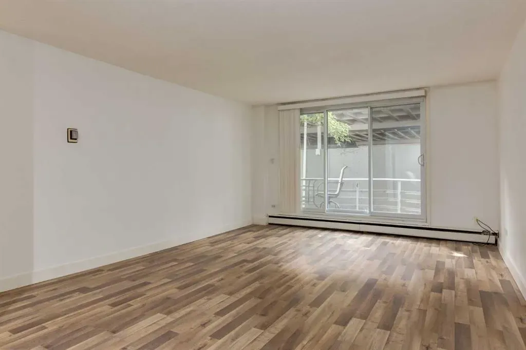 1027 Cameron Avenue SW, #203