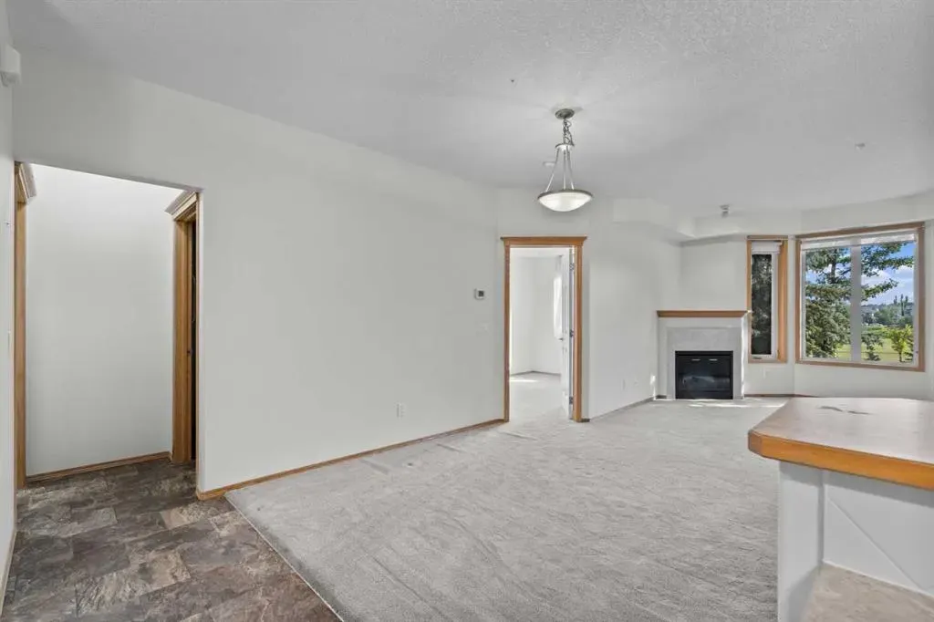 15 Everstone Drive SW, #239