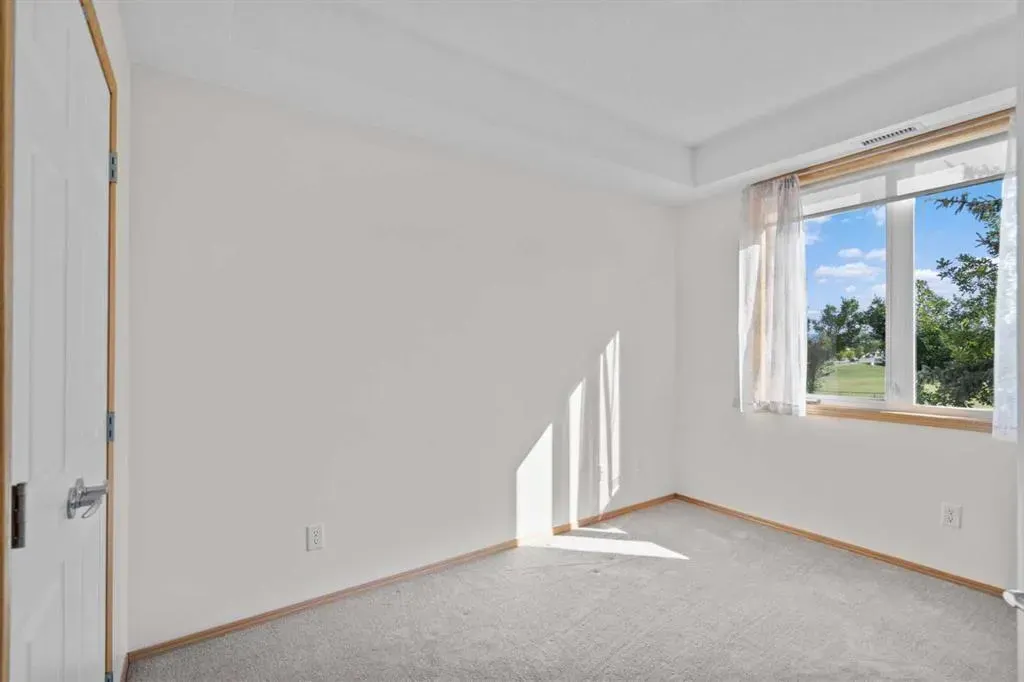 15 Everstone Drive SW, #239
