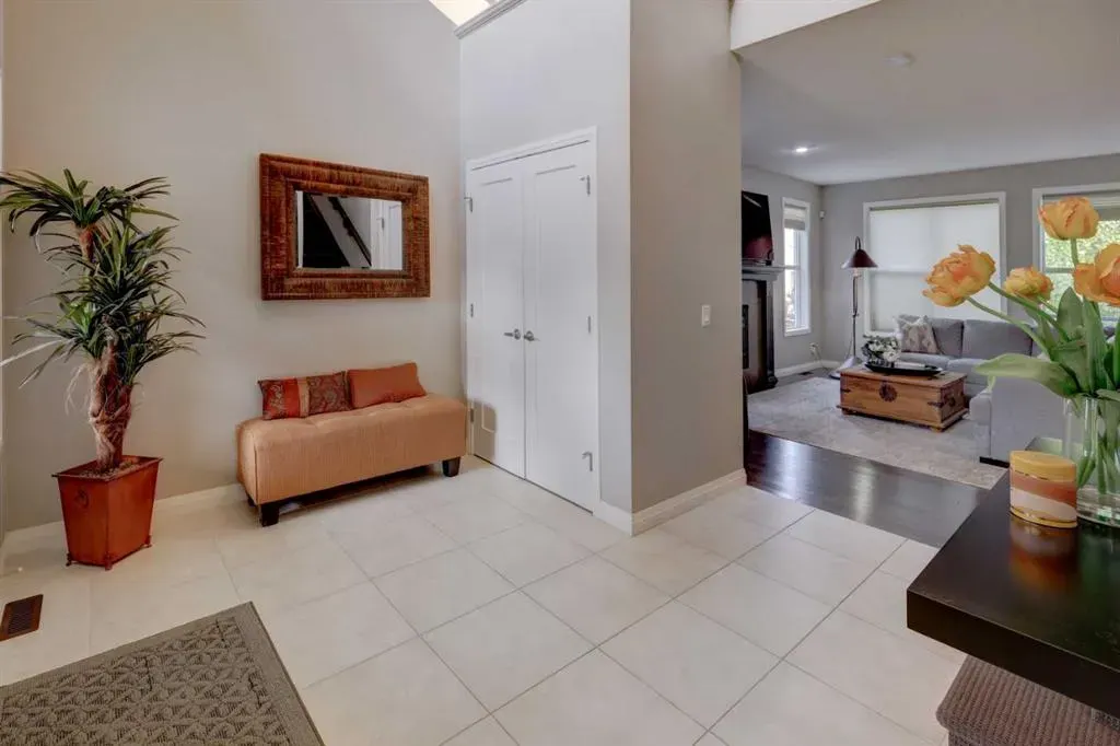 158 Cranridge Terrace SE